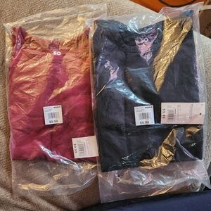 SO *Velvet Berry* and *Black Luxe* Cropped Long Sleeve T-Shirts